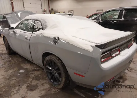 2022 Dodge Challenger Gt Awd z USA, uszkodzony, nr VIN 2C3CDZKG0NH156787